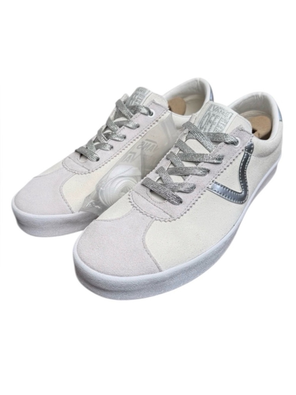 Vans Sport Low High Shine
Sneakers Gray Blanc De Blanc
Colorway Size W 11/M 9.5